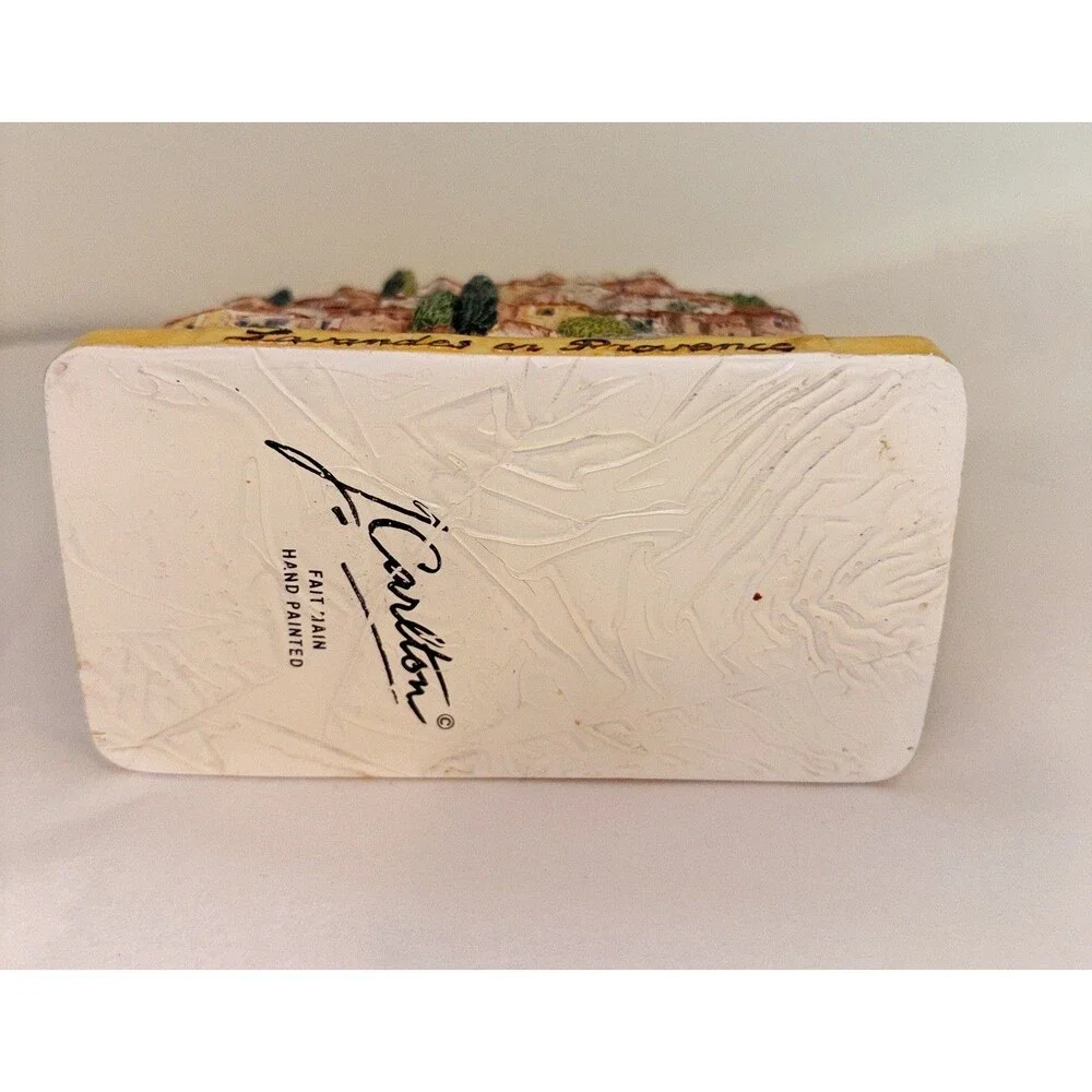 J Carlton Hand Painted Resin Napkin Holder Lavender en Provence
